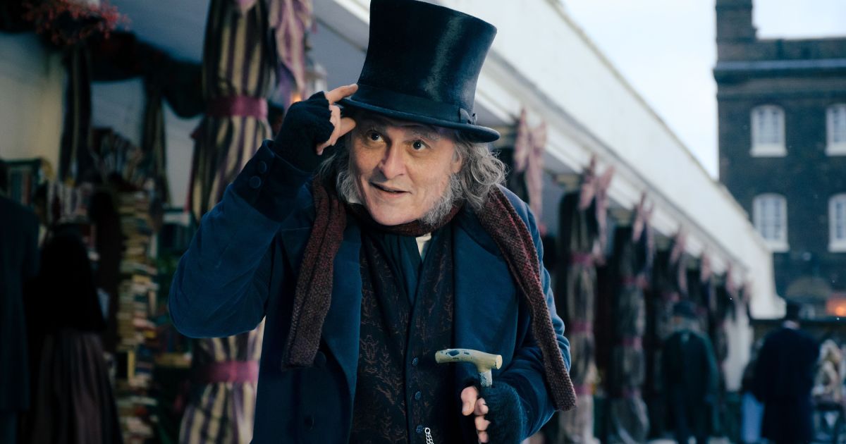 Johnny Depp quer redenção em novo filme de Natal; confira trailer