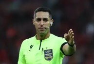 CBF admite erro de árbitro em lance decisivo no GreNal pelo Brasileirão