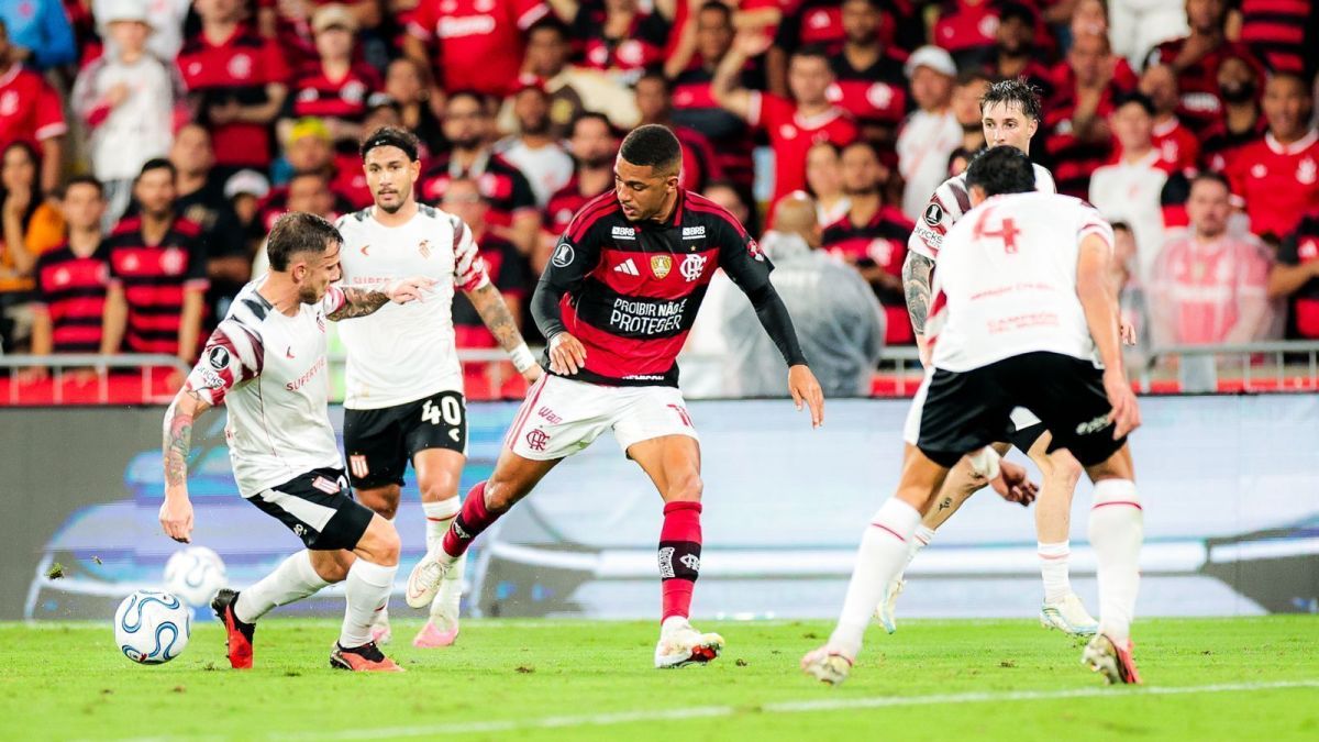 Flamengo se posiciona sobre possível anulação de jogo contra o Estudiantes