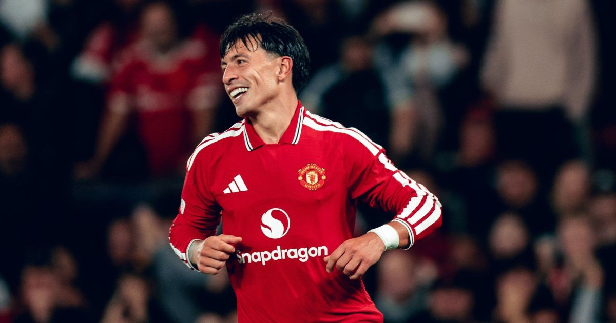 Zagueiro do Manchester United pede desculpas após críticas à diretoria