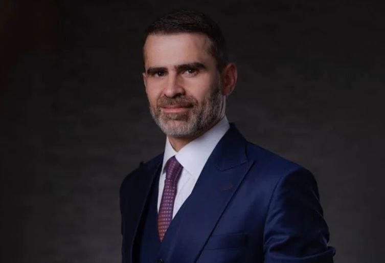 Luis Felipe Cunha troca União Brasil pelo PL e assume vaga no Senado