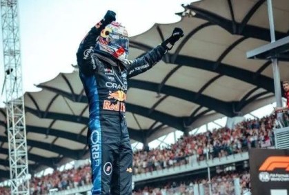 F1: Verstappen triunfa no GP do Bahrein e conquista a primeira vitória