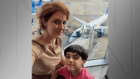 Viúva de Lito Sousa homenageia marido em aeroporto: "Você é imortal"