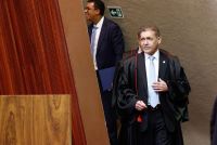 Kassio dá 24 horas para Meta responder sobre suspeita no “Exército do Lula”