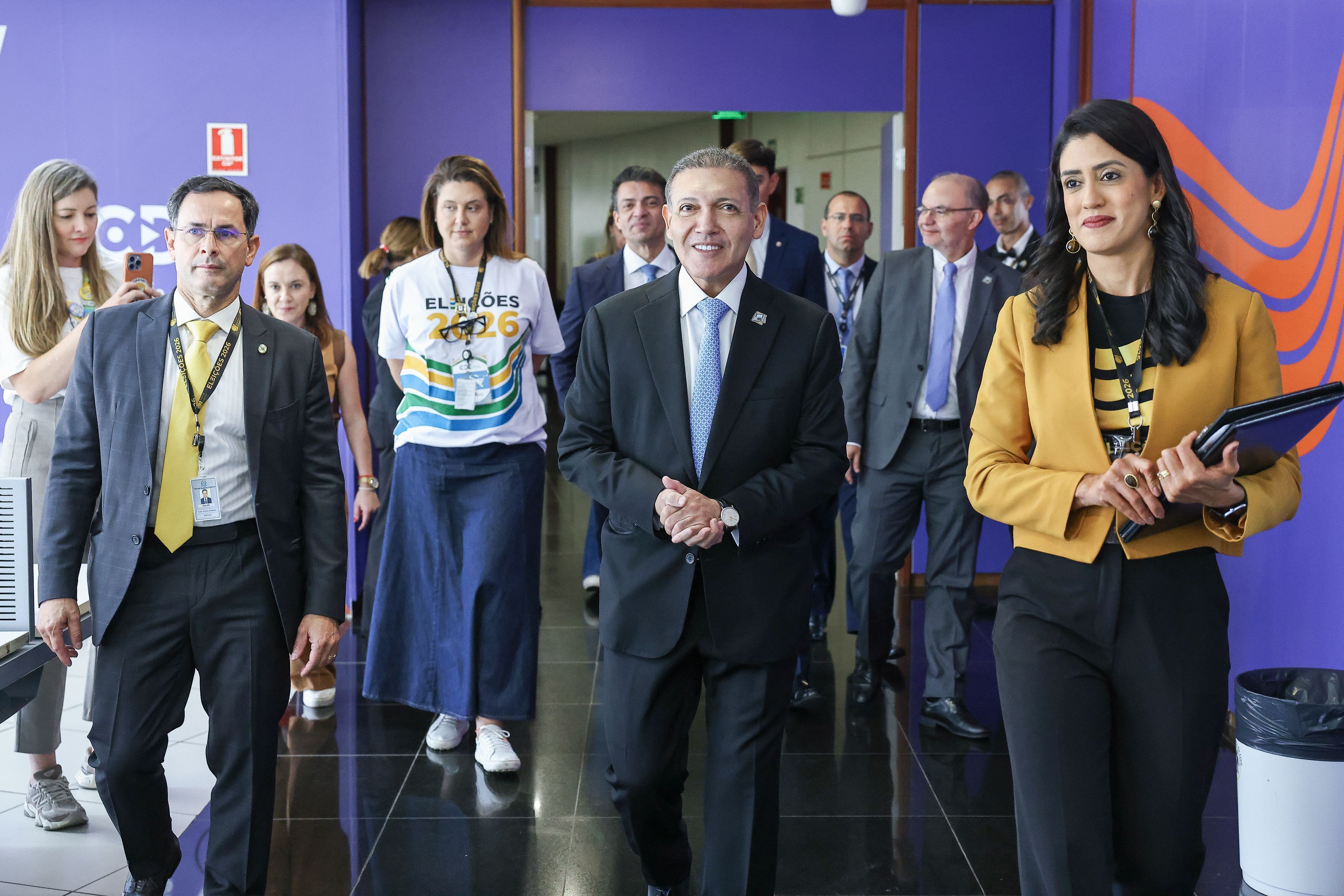 Presidente do TSE visita unidades do TSE no 2º turno das eleições
