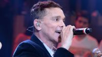 Relembre carreira de Netinho, cantor do hit "Milla", que morreu aos 60 anos