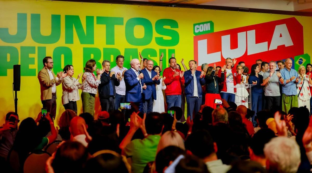 Medidas populares de Lula não se converteram em apoio, diz CEO da AP Data