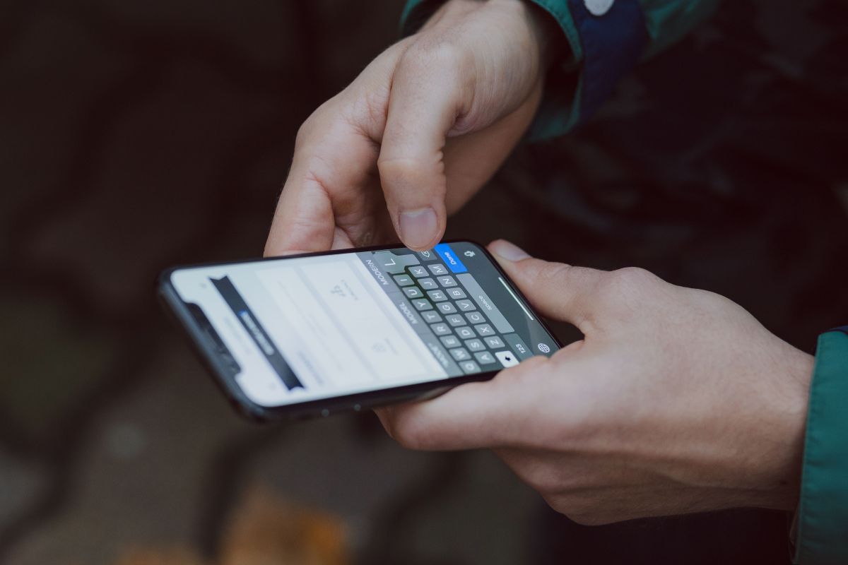 Quais seguradoras oferecem experiência digital completa?