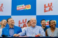 Em meio a mobilização nas redes, TSE mantém plataformas de Lula no ar