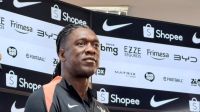 Corinthians: ex-atacante holandês cita convite de Seedorf para ser auxiliar