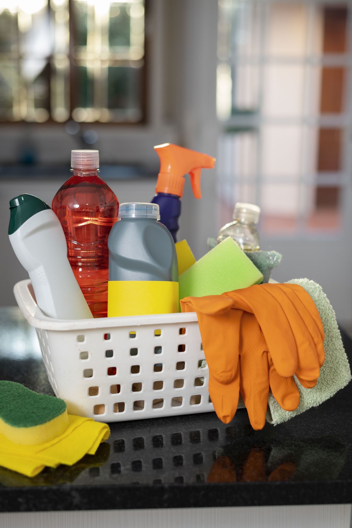 Faxina de mudança: o que levar para limpar a casa nova