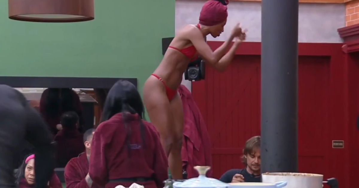 “A Fazenda 18”: Erthal discute com Tina e diz: “Se esfregou em todo mundo”