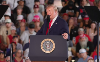 Trump volta a dizer que eleições no Brasil pareceram fraudadas