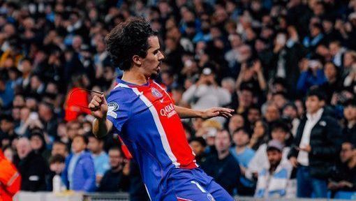Com Guardiola presente, Manchester City perde para o PSG na Champions