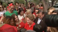 Dilma Rousseff vota em Belo Horizonte ovacionada por eleitores