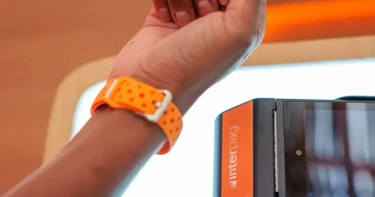 Banco Inter lança anel e pulseira com NFC para pagamentos em viagens