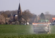 Mesmo com guerra na Ucrânia, importação de fertilizantes cresce no Brasil