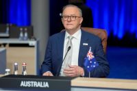 Austrália ameaça cortar fundos de universidades em combate a antissemitismo