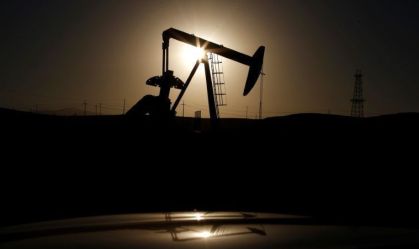 Mercado mundial de petróleo pode estar mais apertado do que parece, diz IEA