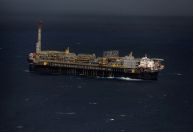 Produção de petróleo e gás do Brasil cresce em março, diz ANP