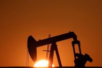 Preços do petróleo sobem mais de 5% após ataque de Israel ao Irã