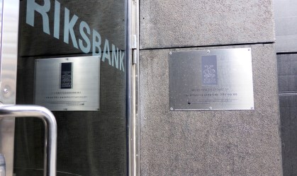 BC da Suécia eleva juro em 100 pontos-base, a 1,75%, e supera expectativas