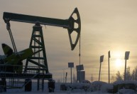 Rússia diz que “não aceitará” teto de preço do petróleo imposto pelo G7