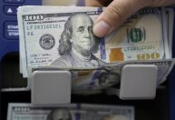 Dólar sobe 0,60%, a R$5,4880, na abertura, repercutindo dados fracos da China