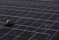 Painéis solares em shoppings e lojas reduzem emissões nos EUA