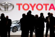 Fabricante de caminhões Hino é expulsa de parceria com a Toyota