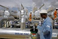 Petróleo pode ir a US$ 100 com alta demanda e crise Rússia-Ucrânia, dizem analistas