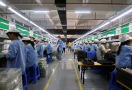 Atividade industrial da China passa a contrair em abril com tarifas dos EUA