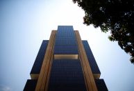 Servidores do Banco Central aprovam greve por tempo indeterminado