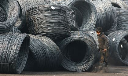 Minério de ferro e aço caem por temores de novos lockdowns na China