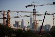 Indústria da China avança, mas consumo frágil aponta para recuperação fraca