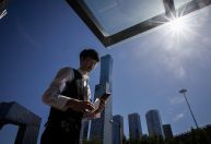 China diz que fará grandes esforços para recuperar e estabilizar economia