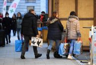Consumidores europeus se preparam para recessão e inflação alta, diz pesquisa do BCE