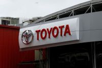 Trabalhadores da Toyota aprovam layoff após temporal destruir fábrica em SP