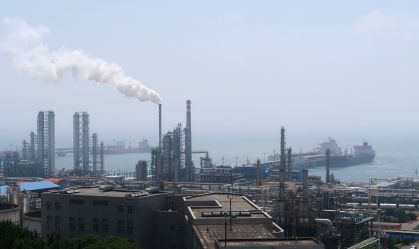 China pressiona refinarias para suspensão de exportações de combustíveis