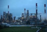 Europa se prepara para paradas em refinarias de petróleo em meio a oferta apertada