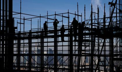 Confiança da Construção sobe 0,8 ponto em fevereiro, após 4 meses de queda, diz FGV