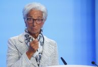 BCE tem que continuar elevando juros mesmo com riscos de recessão, diz Lagarde