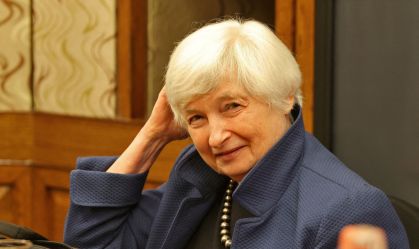 Yellen homenageia pioneiras em 1ª impressão de cédulas dos EUA