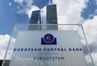 BCE desacelera ritmo de alta de juros mas promete continuar combate à inflação