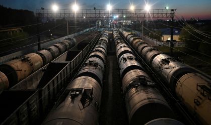 Rússia precisa vender petróleo e está ficando sem opções
