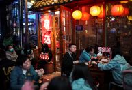 Contração de serviços da China tem em abril 2ª queda mais forte já registrada, mostra PMI