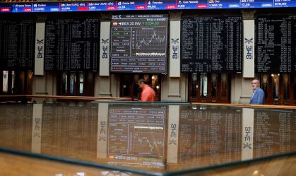 Bolsas da Europa fecham em alta após inflação fraca na China reforçar expectativa de estímulos