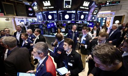 Dow e S&P 500 sobem antes de decisão do Fed e de balanços de big techs