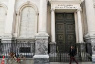 Milei anuncia secretário de Macri como presidente do BC da Argentina
