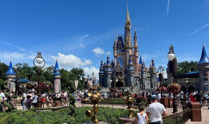 Parques da Disney fecham enquanto furacão Milton se aproxima
